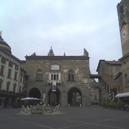 1929 Castle Guest Hotel Bergamo Bagian luar foto